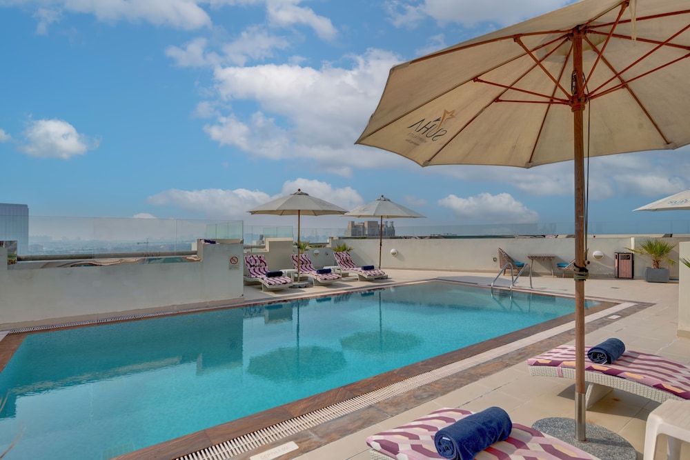 SUHA Al Jaddaf — Swimming pool in Dubai