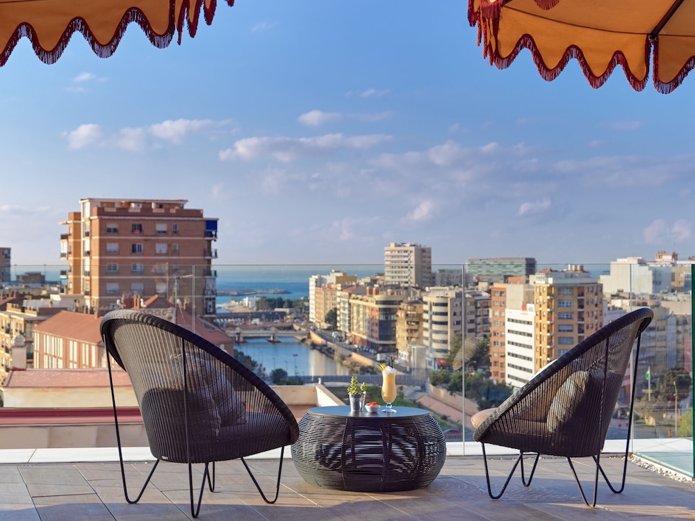 H10 Croma Malaga - zdjęcie 4