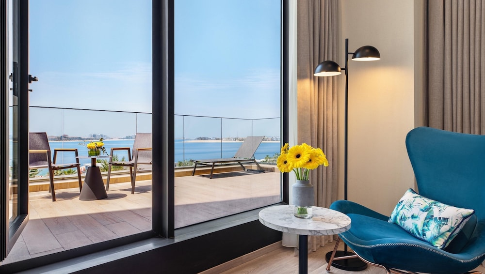 voco Dubai the Palm by IHG — Hotel rooms in Dubai
