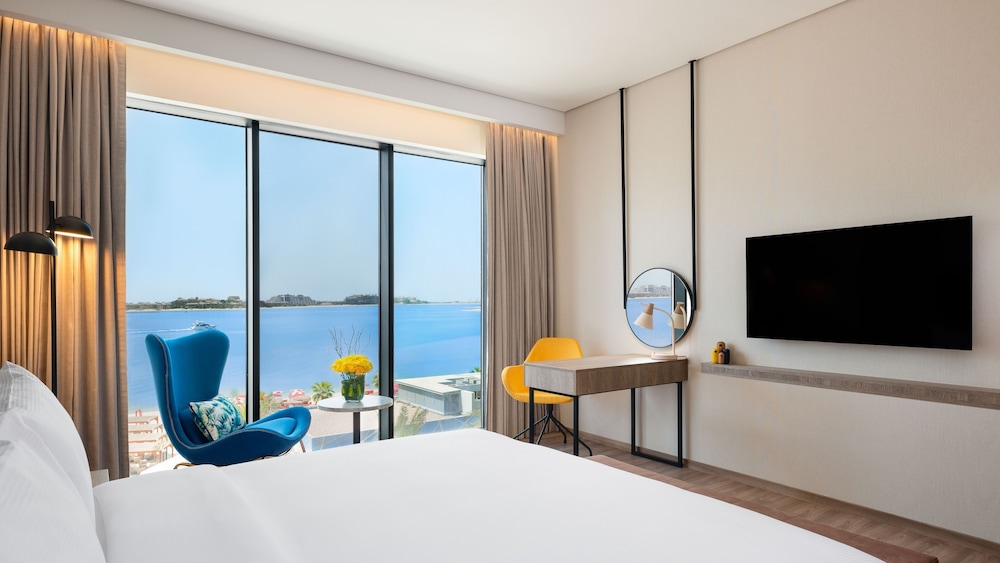 voco Dubai the Palm by IHG — Hotel rooms in Dubai