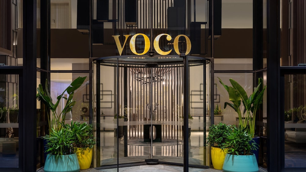 voco Dubai the Palm by IHG — Hotel building in Dubai