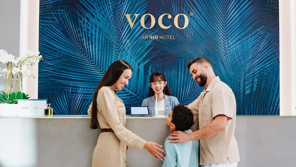 voco Dubai the Palm by IHG — Hotel building in Dubai