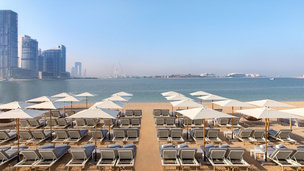 voco Dubai the Palm by IHG — Beach in Dubai