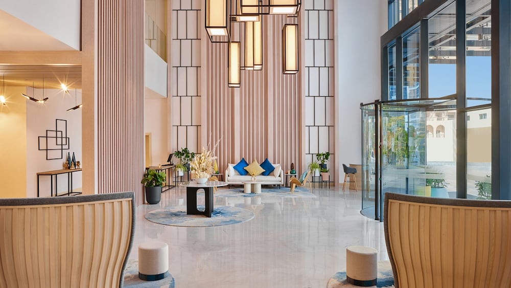 voco Dubai the Palm by IHG — Hotel building in Dubai