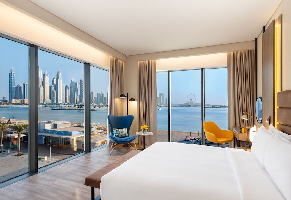 voco Dubai the Palm by IHG — Hotel rooms in Dubai