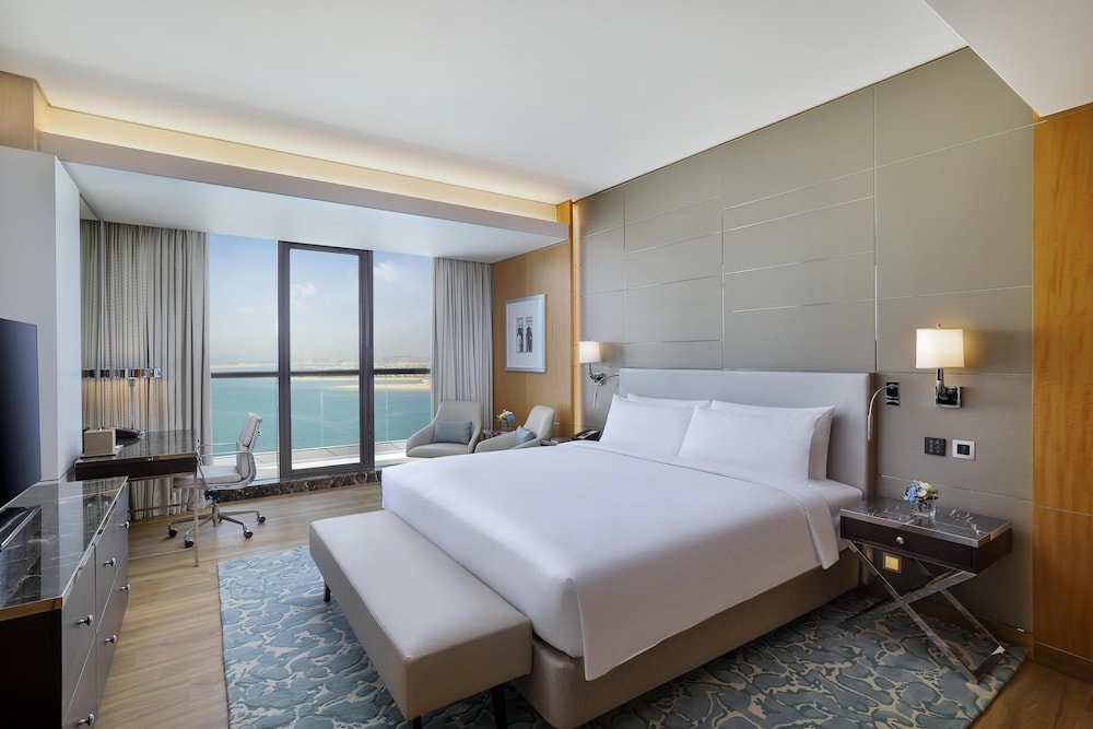Hilton Dubai Palm Jumeirah — Hotel rooms in Dubai