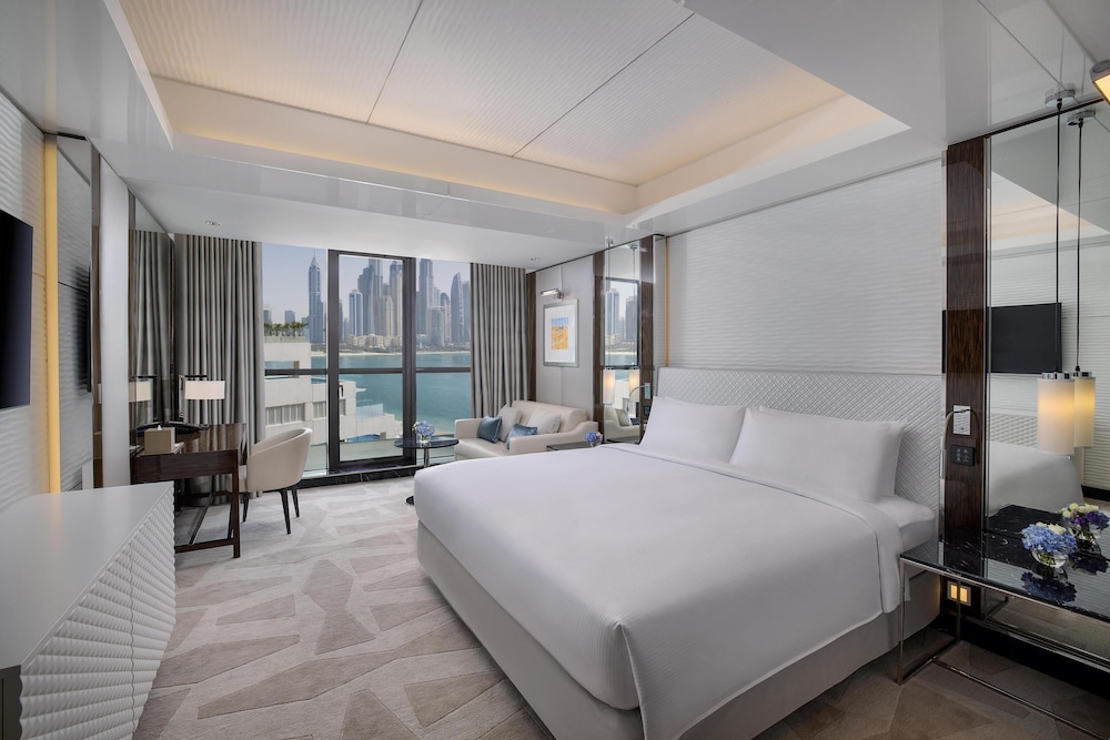 Hilton Dubai Palm Jumeirah — Hotel rooms in Dubai