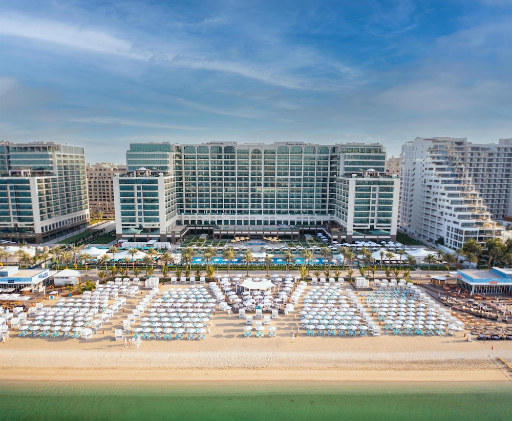 Hilton Dubai Palm Jumeirah — Beach in Dubai