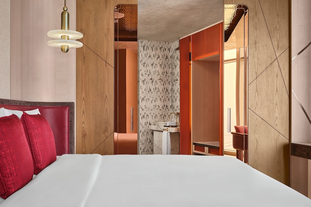W Dubai - Mina Seyahi — Hotel rooms in Dubai