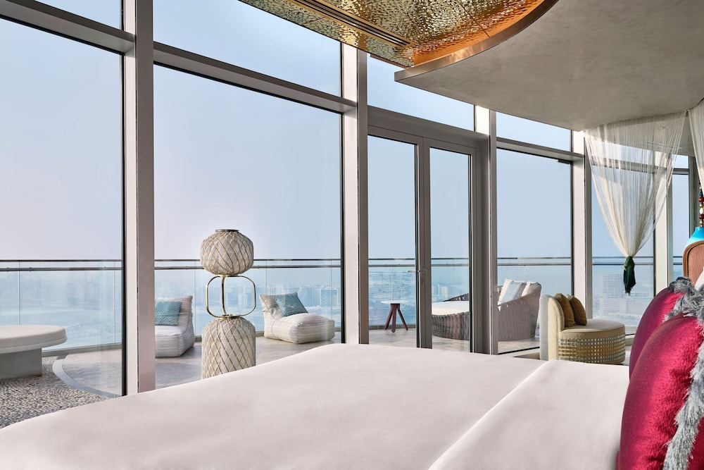 W Dubai - Mina Seyahi — Hotel rooms in Dubai