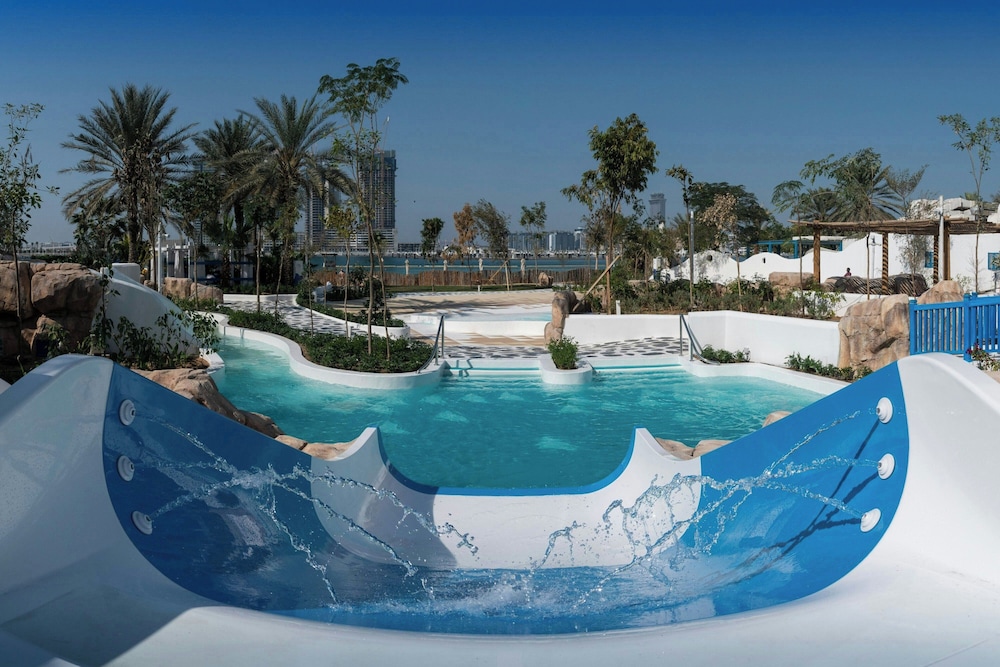W Dubai - Mina Seyahi — Swimming pool in Dubai