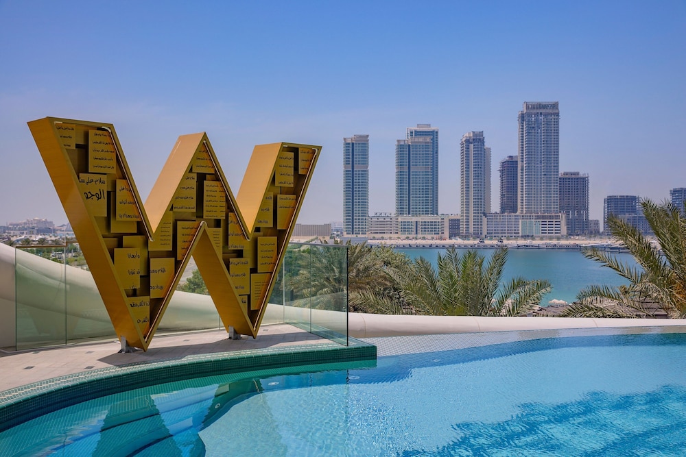 W Dubai - Mina Seyahi — Swimming pool in Dubai