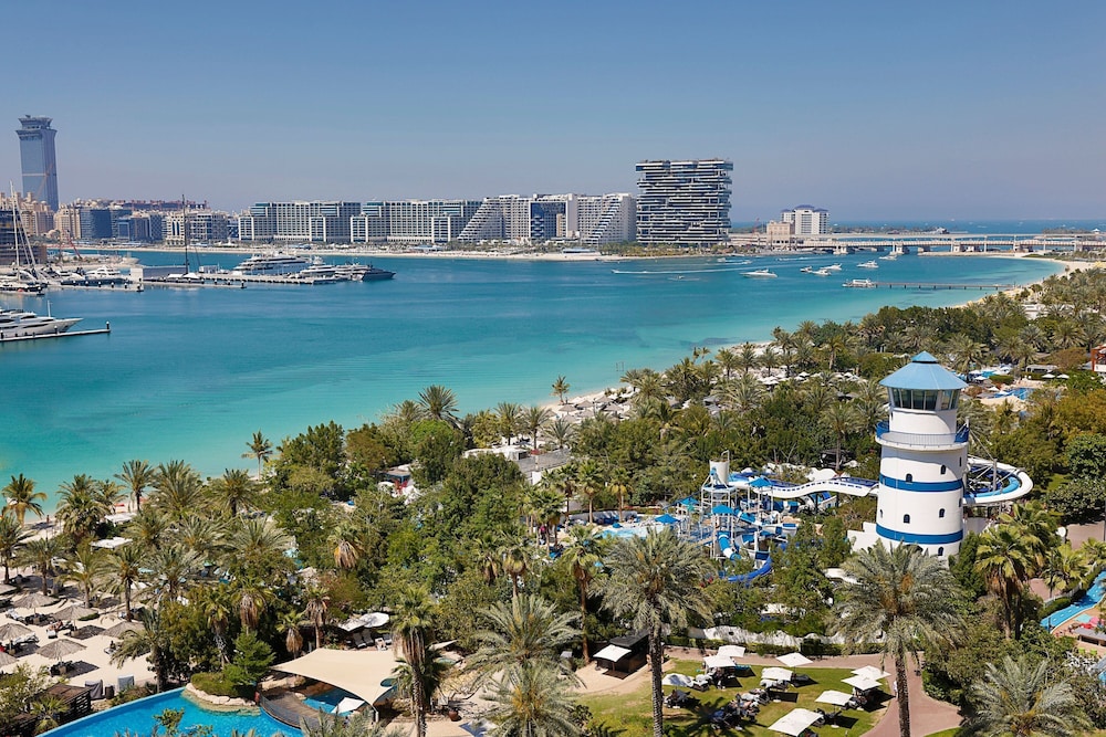 W Dubai - Mina Seyahi — Attractions in the area in Dubai