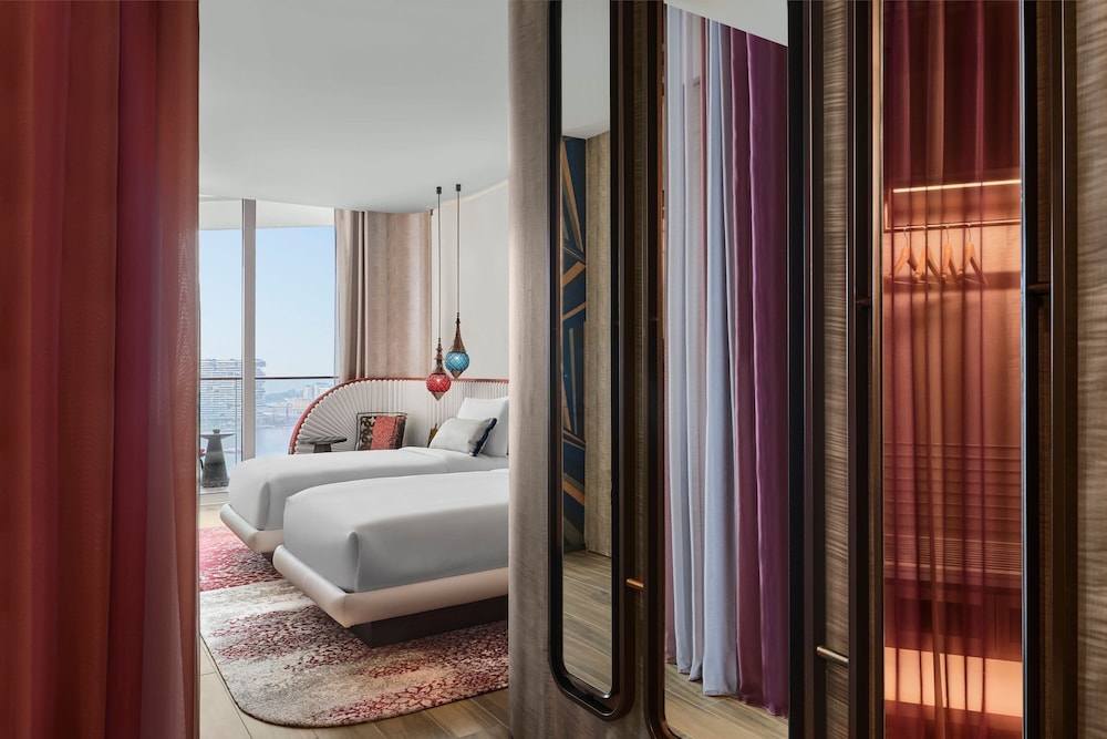 W Dubai - Mina Seyahi — Hotel rooms in Dubai
