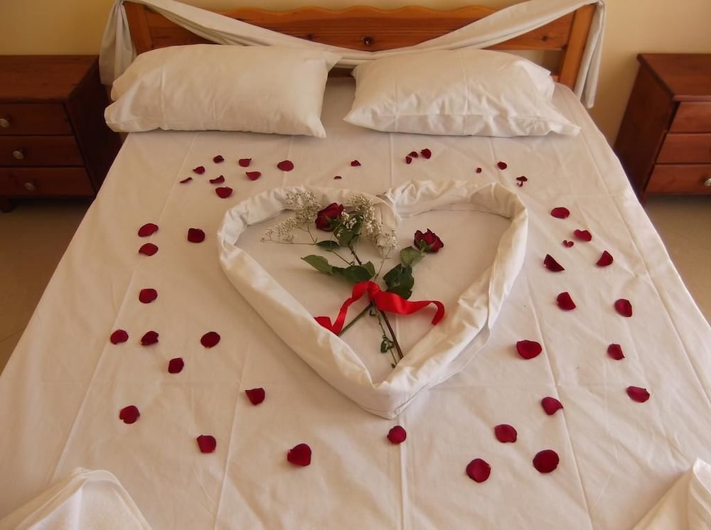 Mariana Hotel — Rooms in Laganas, Ionian Islands