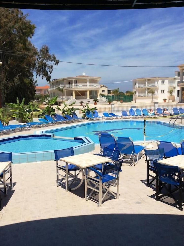 Mariana Hotel — Restaurant in Laganas, Ionian Islands