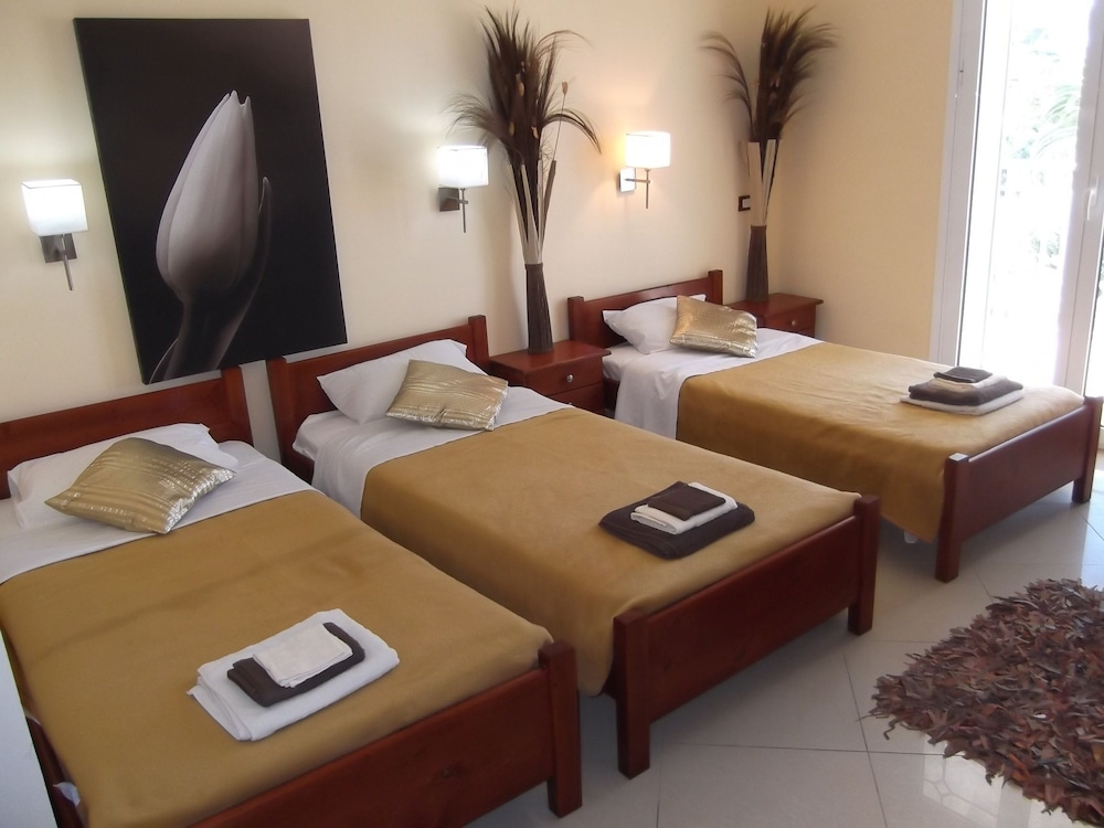 Mariana Hotel — Rooms in Laganas, Ionian Islands