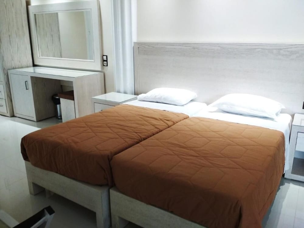 Mariana Hotel — Rooms in Laganas, Ionian Islands