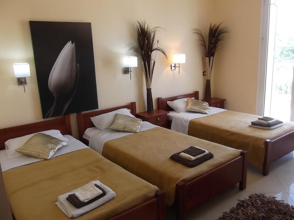 Mariana Hotel — Rooms in Laganas, Ionian Islands