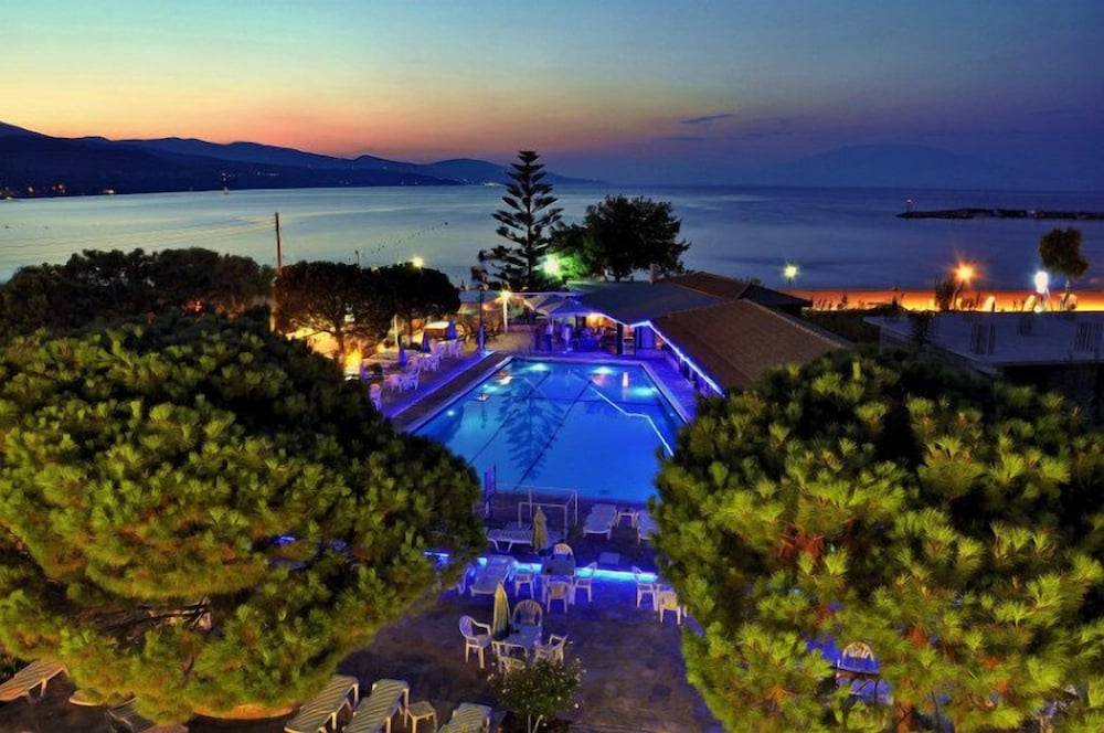 Valais Hotel — Swimming pool in Alikanas, Ionian Islands