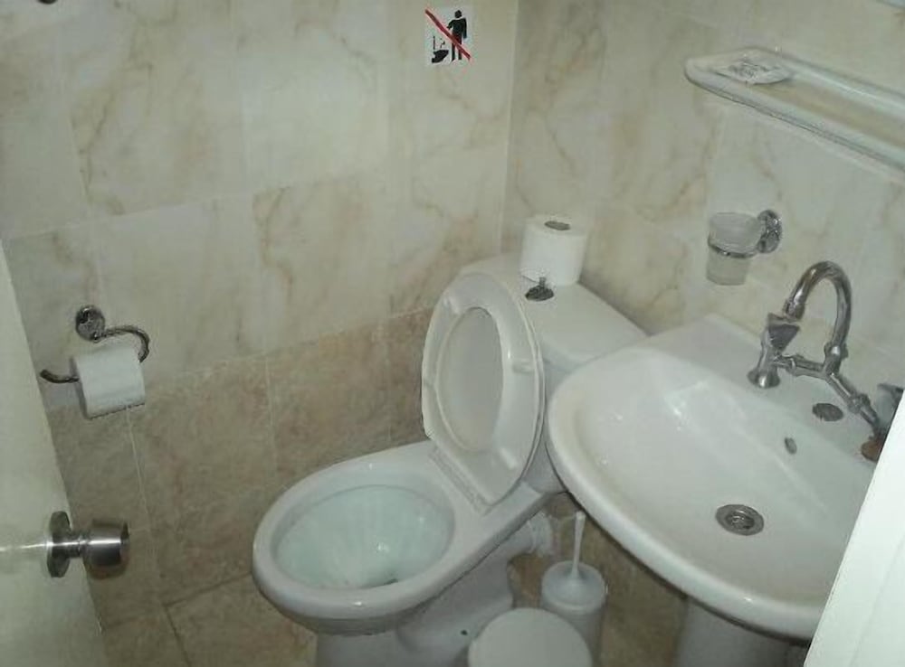 Valais Hotel — Hotel rooms in Alikanas, Ionian Islands
