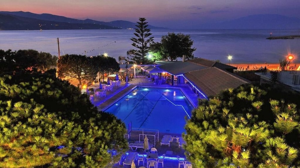 Valais Hotel — Swimming pool in Alikanas, Ionian Islands