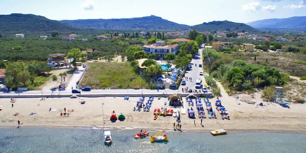 Valais Hotel — Beach in Alikanas, Ionian Islands