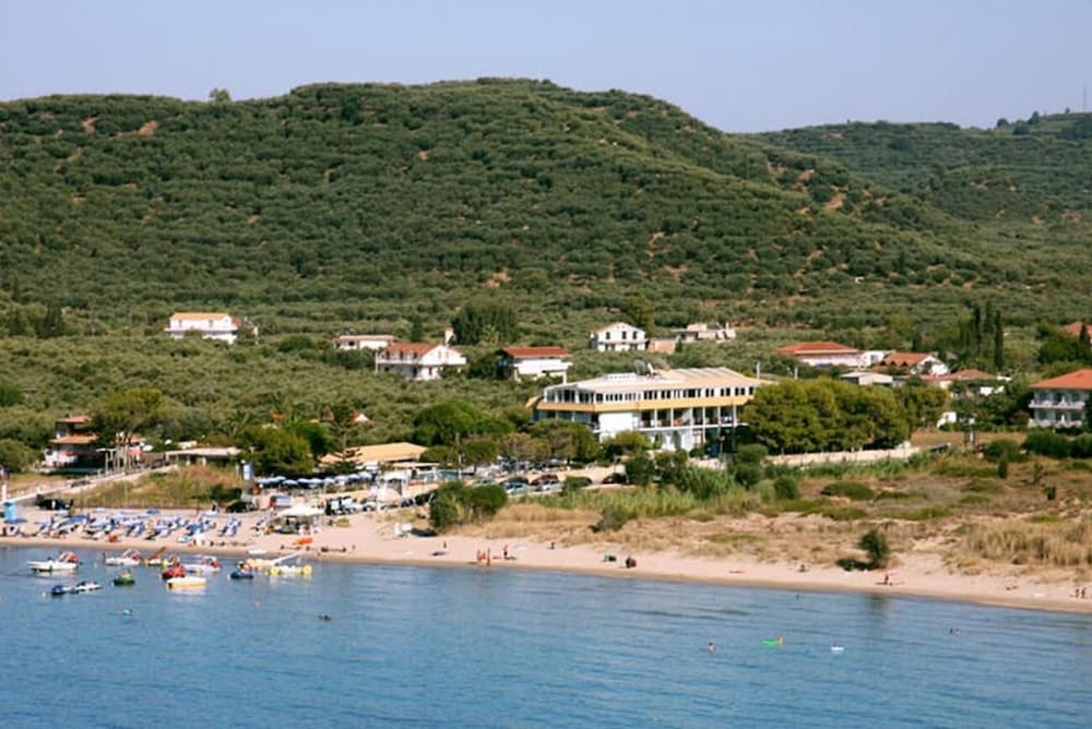 Valais Hotel — Beach in Alikanas, Ionian Islands