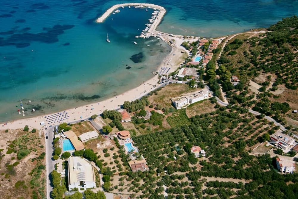Valais Hotel — Beach in Alikanas, Ionian Islands