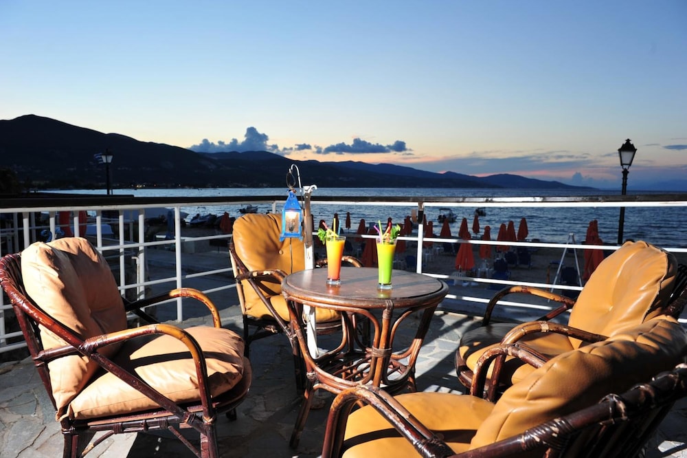 Valais Hotel — Restaurant & bars in Alikanas, Ionian Islands