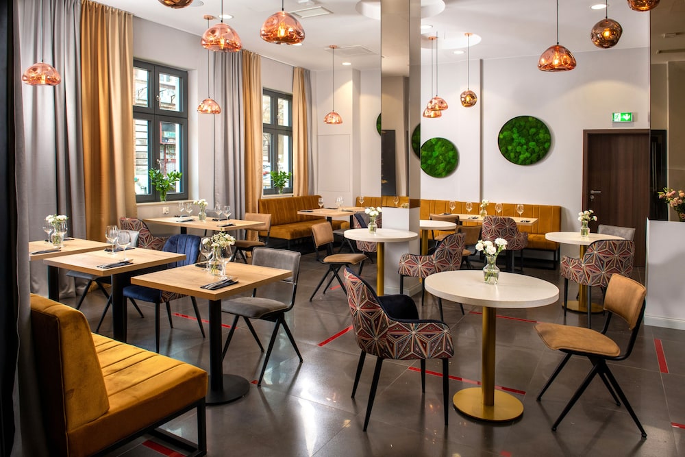 XERION HOTEL — Restaurant & bars in Krakow, Lesser Poland