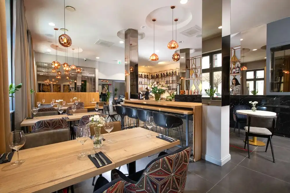XERION HOTEL — Restaurant & bars in Krakow, Lesser Poland