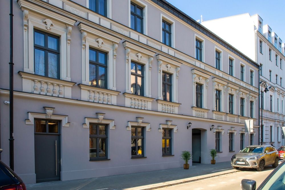 . XERION HOTEL