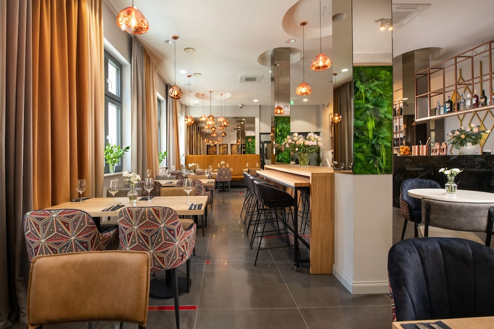 XERION HOTEL — Restaurant & bars in Krakow, Lesser Poland