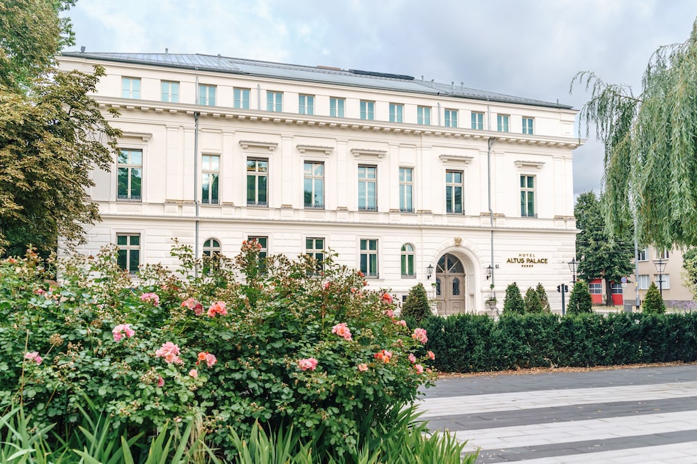 Hotel Altus Palace - Destigo Hotels — Hotel building in Wroclaw, Lower Silesia
