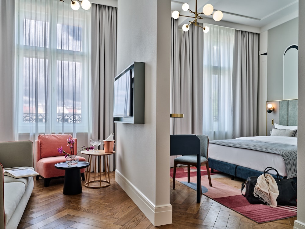 Hotel Altus Palace - Destigo Hotels — Hotel rooms in Wroclaw, Lower Silesia