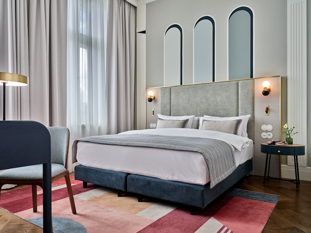 Hotel Altus Palace - Destigo Hotels — Hotel rooms in Wroclaw, Lower Silesia
