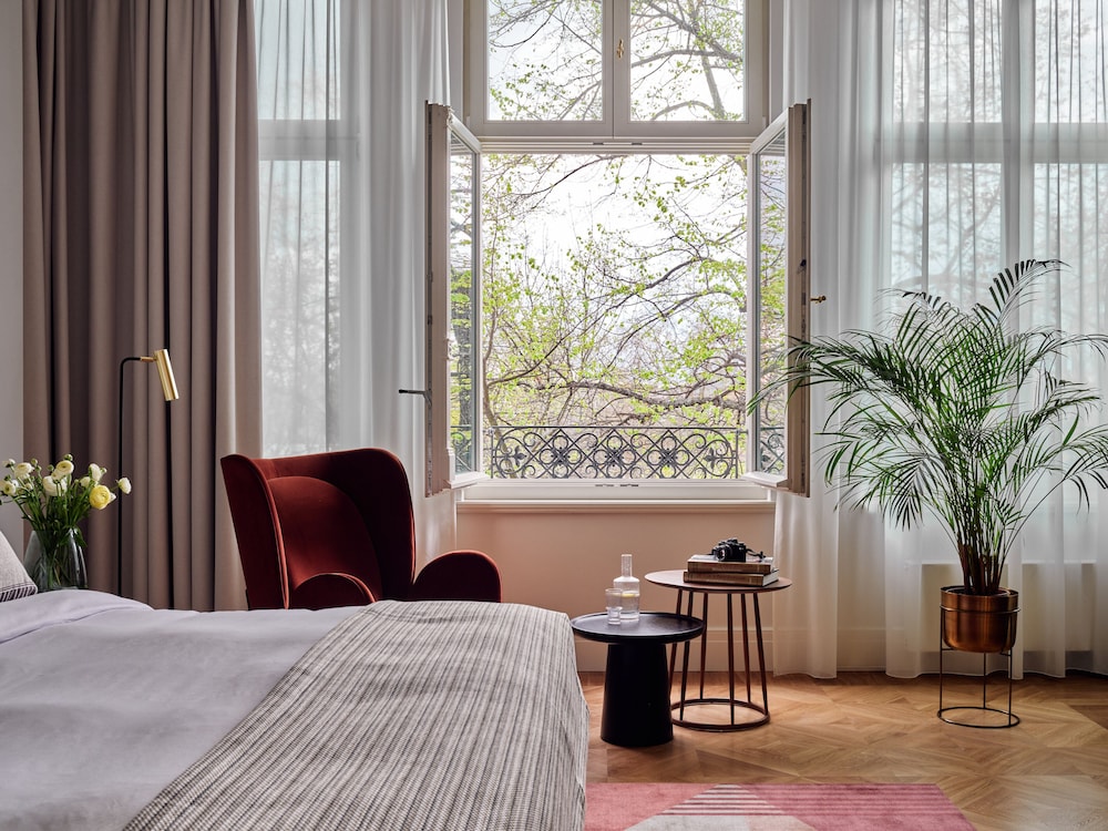 Hotel Altus Palace - Destigo Hotels — Hotel rooms in Wroclaw, Lower Silesia