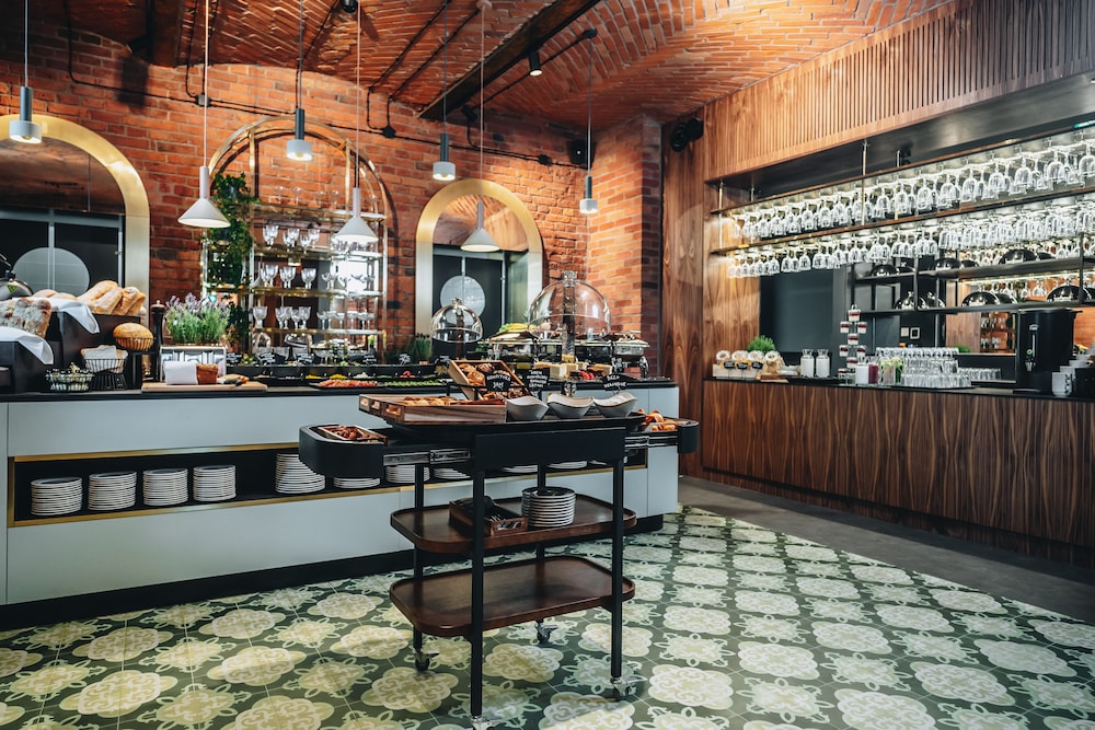 Hotel Altus Palace - Destigo Hotels — Restaurant & bars in Wroclaw, Lower Silesia