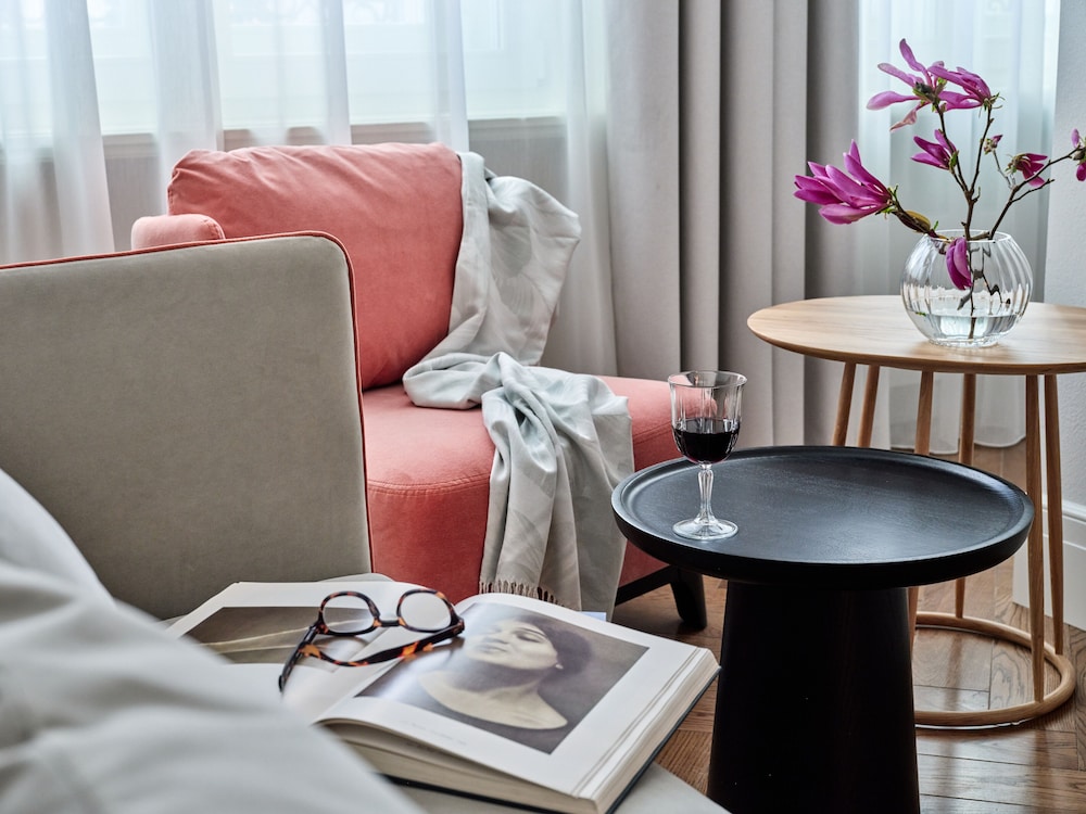 Hotel Altus Palace - Destigo Hotels — Hotel rooms in Wroclaw, Lower Silesia