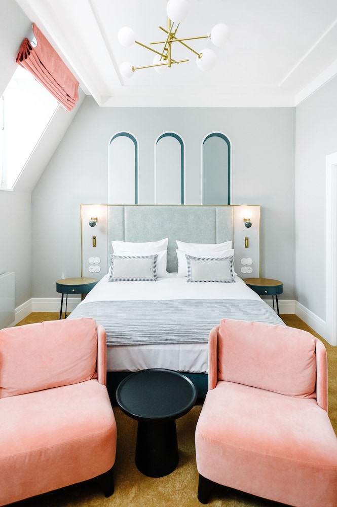 Hotel Altus Palace - Destigo Hotels — Hotel rooms in Wroclaw, Lower Silesia