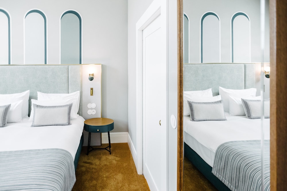 Hotel Altus Palace - Destigo Hotels — Hotel rooms in Wroclaw, Lower Silesia