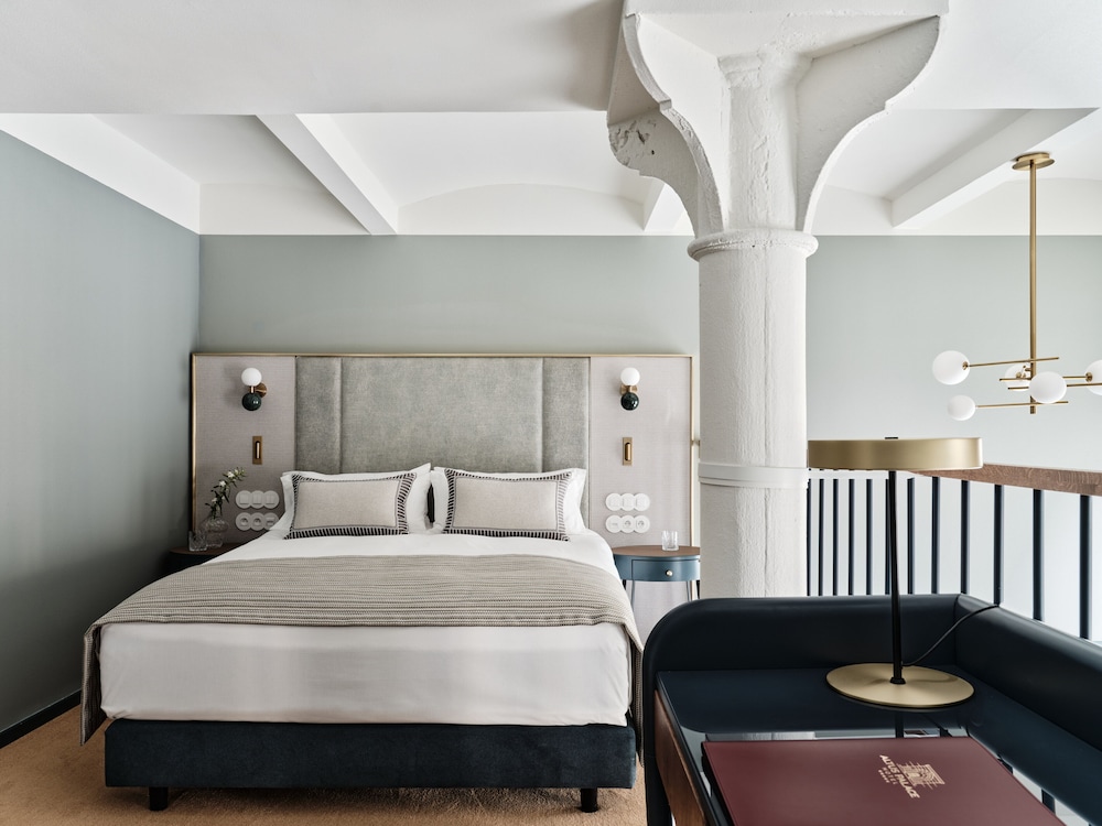 Hotel Altus Palace - Destigo Hotels — Hotel rooms in Wroclaw, Lower Silesia
