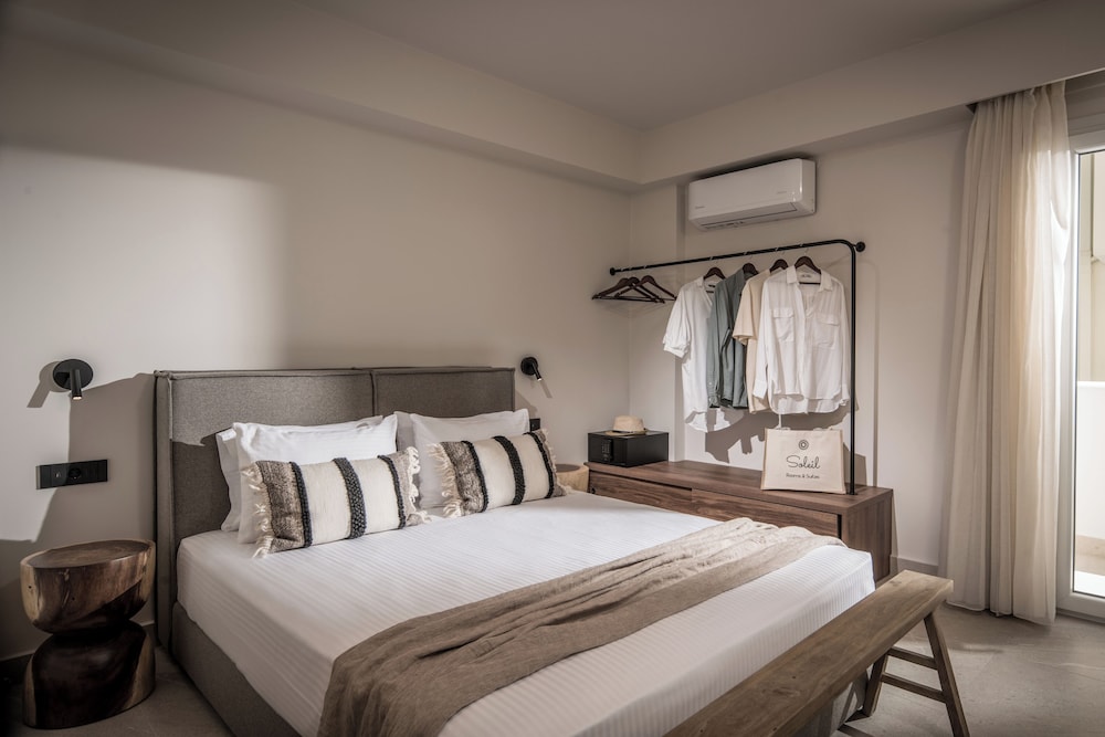 Soleil Rooms and Suites — Hotel rooms in Stalida