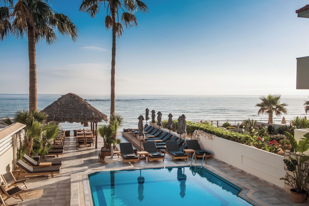 Soleil Rooms and Suites — Main photo in Stalida