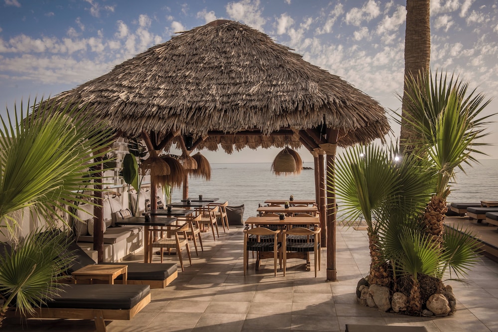 Soleil Rooms and Suites — Restaurant & bars in Stalida