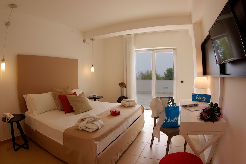 Futura Club Spiagge Bianche — Hotel rooms in Fontane Bianche, Sicily