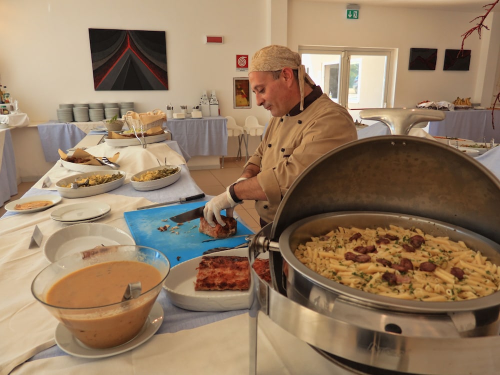 Futura Club Spiagge Bianche — Restaurant & bars in Fontane Bianche, Sicily