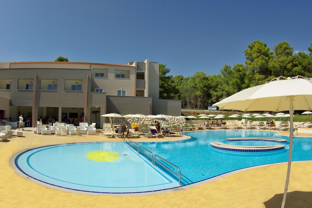 Futura Club Spiagge Bianche — Swimming pool in Fontane Bianche, Sicily