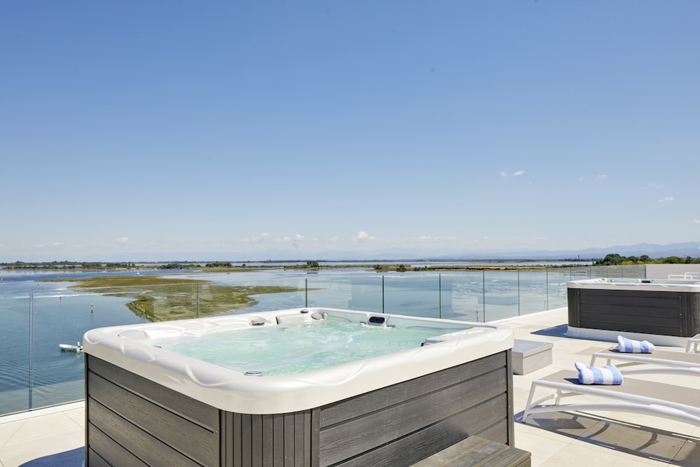 Riva Palace Hotel